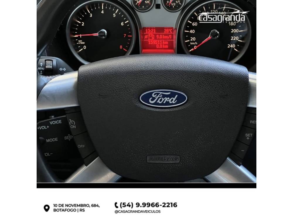 FORD - FOCUS - 2014/2013 - Branca - R$ 58.000,00