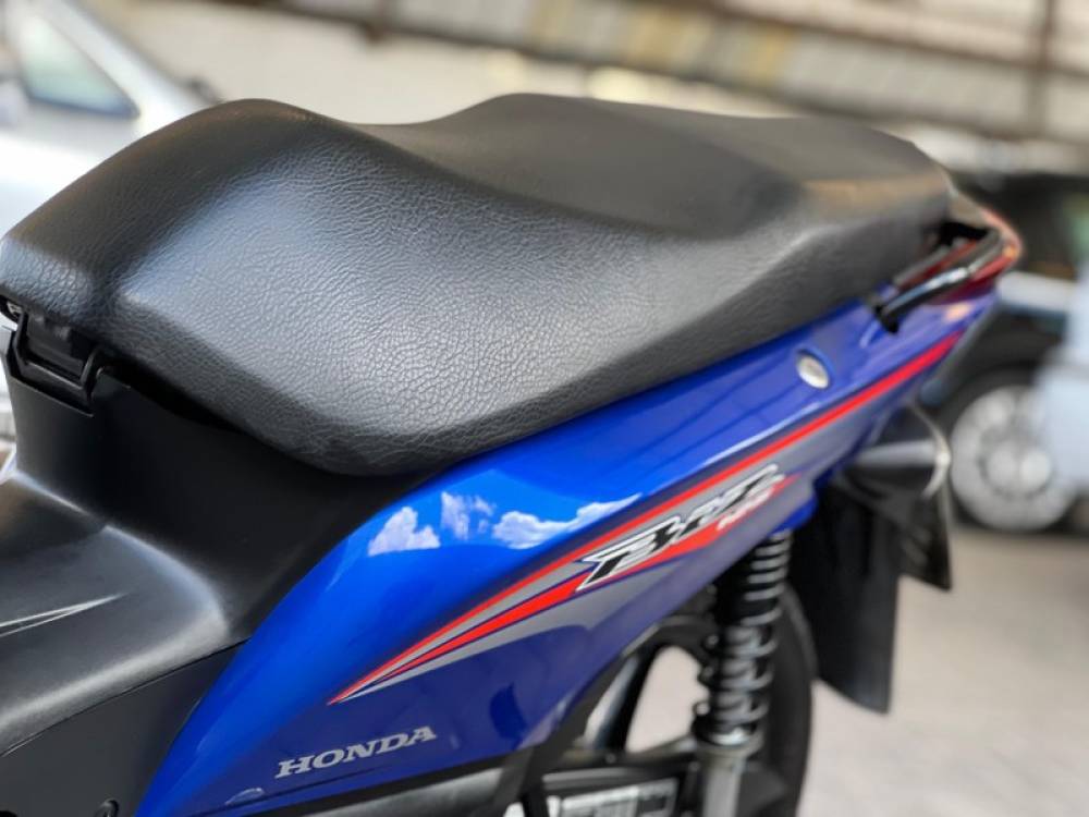 HONDA - BIZ 125 - 2016/2017 - Azul - R$ 14.000,00