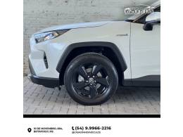 TOYOTA - RAV4 - 2020/2020 - Branca - R$ 210.000,00