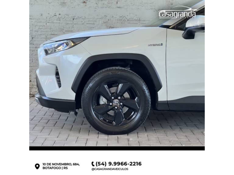 TOYOTA - RAV4 - 2020/2020 - Branca - R$ 210.000,00