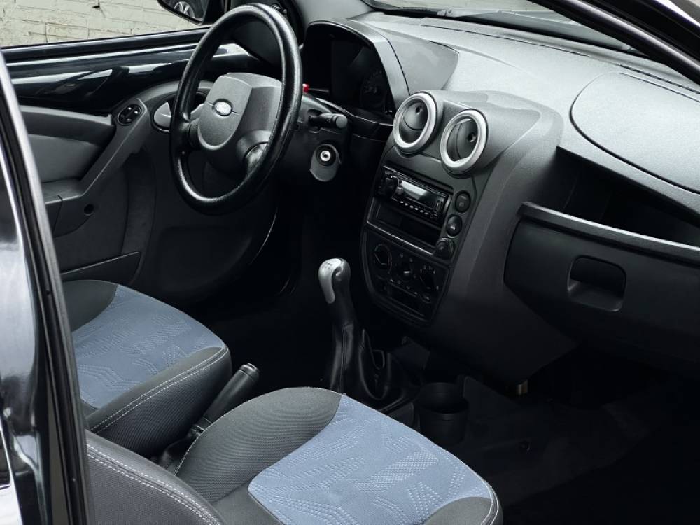 FORD - KA - 2012/2013 - Preta - R$ 32.000,00