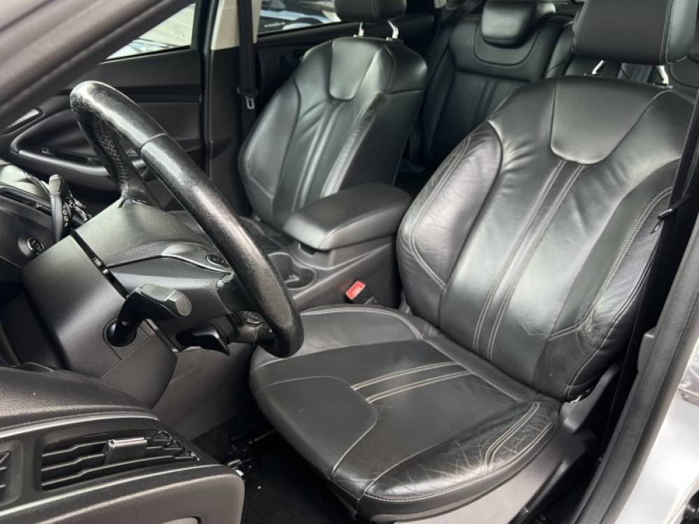 FORD - FOCUS - 2015/2015 - Branca - Sob Consulta