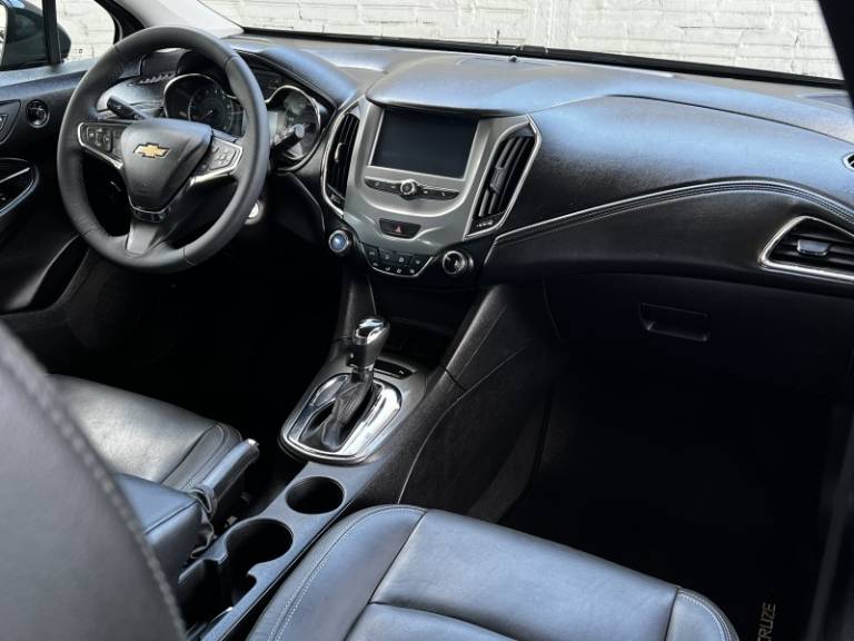 CHEVROLET - CRUZE - 2016/2017 - Azul - R$ 85.000,00