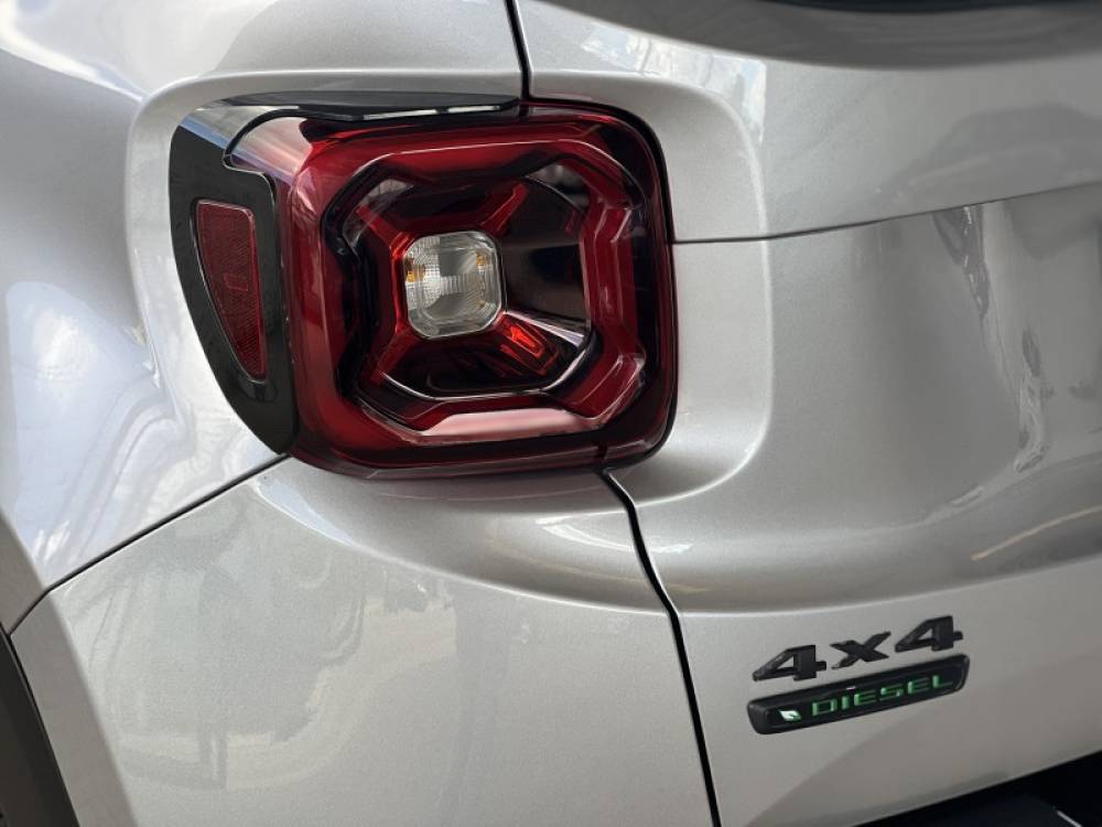 JEEP - RENEGADE - 2020/2021 - Prata - R$ 106.000,00