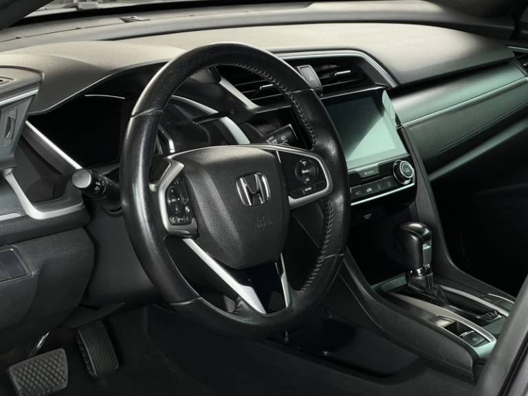 HONDA - CIVIC - 2018/2018 - Cinza - R$ 118.000,00