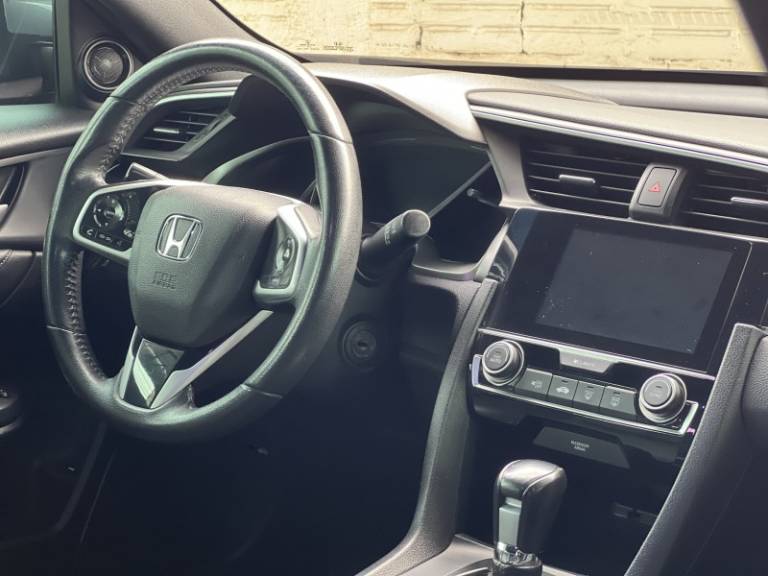 HONDA - CIVIC - 2018/2018 - Cinza - R$ 118.000,00