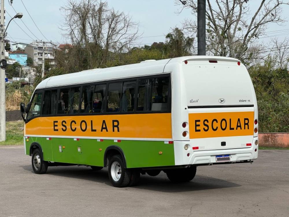 MARCOPOLO - VOLARE - 2016/2017 - Branca - R$ 390.000,00