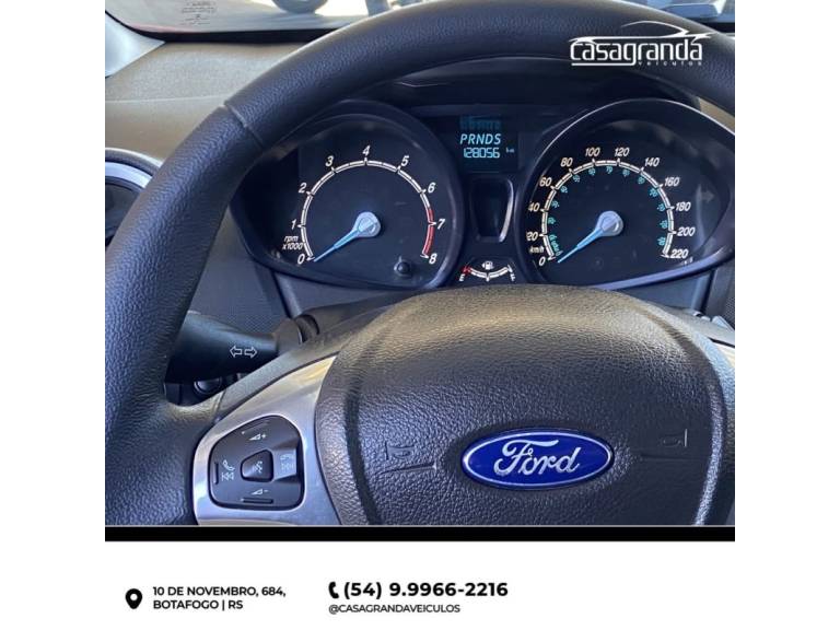 FORD - FIESTA - 2013/2014 - Vermelha - R$ 45.000,00