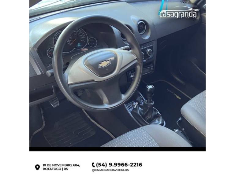 CHEVROLET - CELTA - 2013/2013 - Prata - R$ 35.000,00