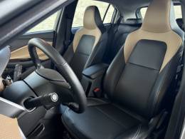 CHEVROLET - ONIX - 2023/2024 - Prata - Sob Consulta